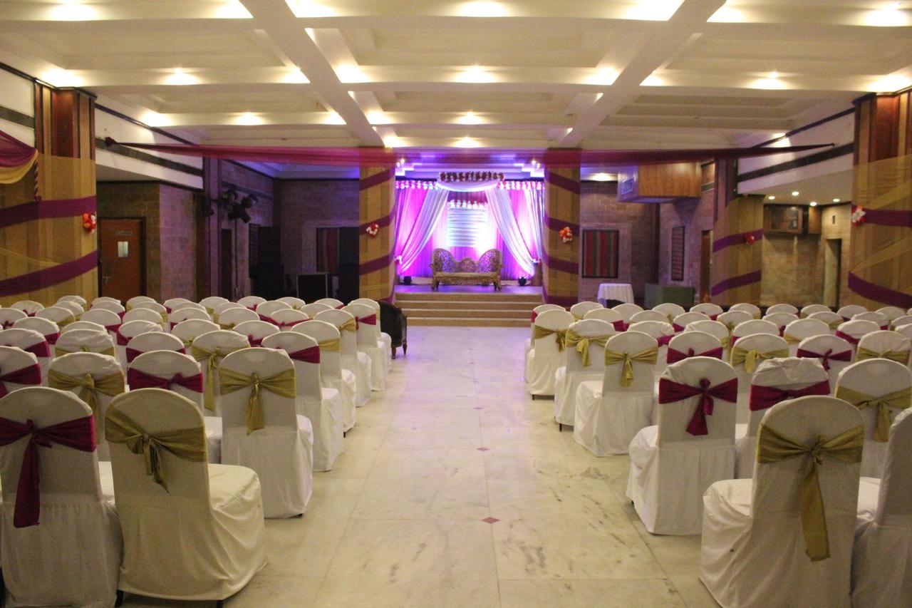 Leo Fort Hotel Jalandhar Dış mekan fotoğraf